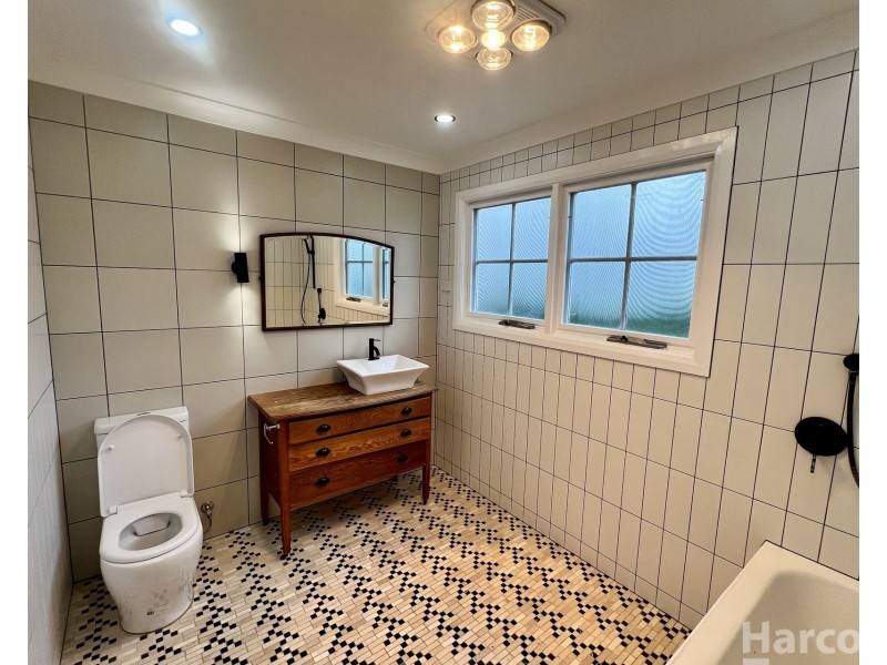299 River Street, Greenhill NSW 2440