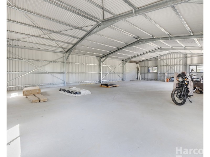 1 Magpie Place, Yarravel NSW 2440