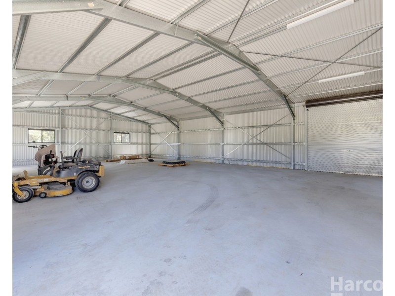 1 Magpie Place, Yarravel NSW 2440