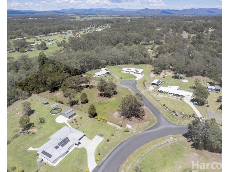 1 Magpie Place, Yarravel NSW 2440