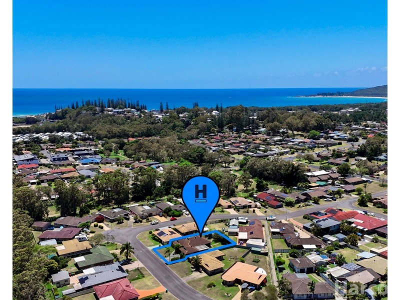 27 Delmer Close, South West Rocks NSW 2431