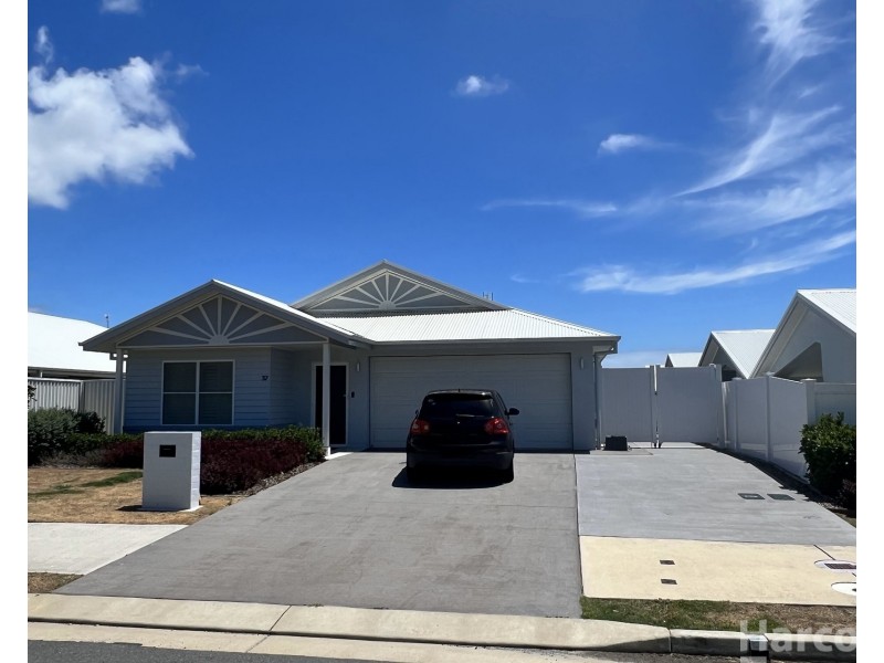 37 Athena Parade, South West Rocks NSW 2431