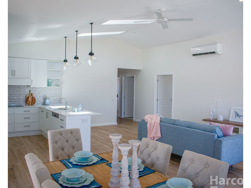 37 Athena Parade, South West Rocks NSW 2431