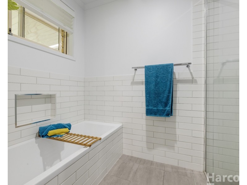 16 Haven Crescent, Yarravel NSW 2440