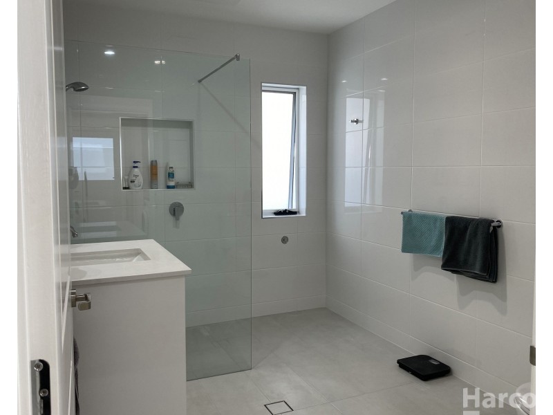 6 Augusta Crescent, South West Rocks NSW 2431