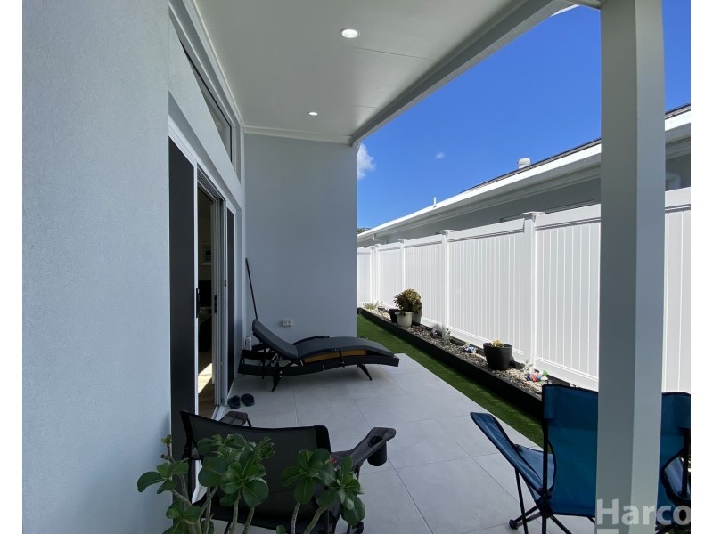 6 Augusta Crescent, South West Rocks NSW 2431