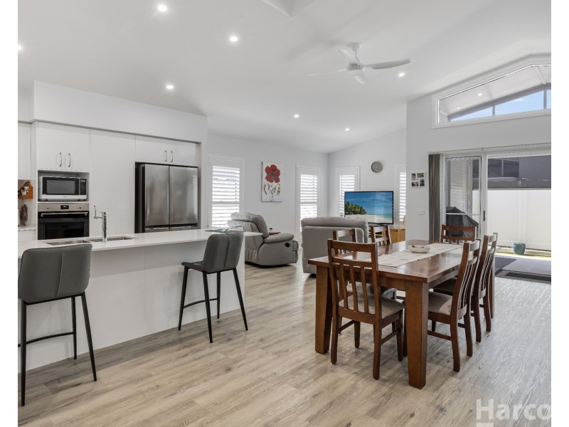 18 Huntingdale Way, South West Rocks NSW 2431