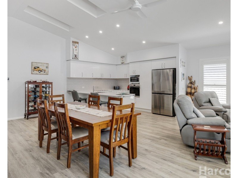 18 Huntingdale Way, South West Rocks NSW 2431
