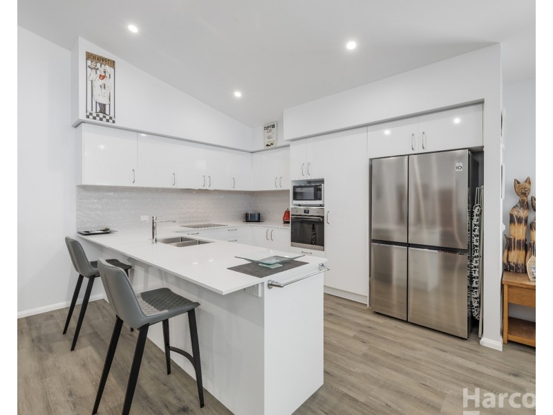 18 Huntingdale Way, South West Rocks NSW 2431