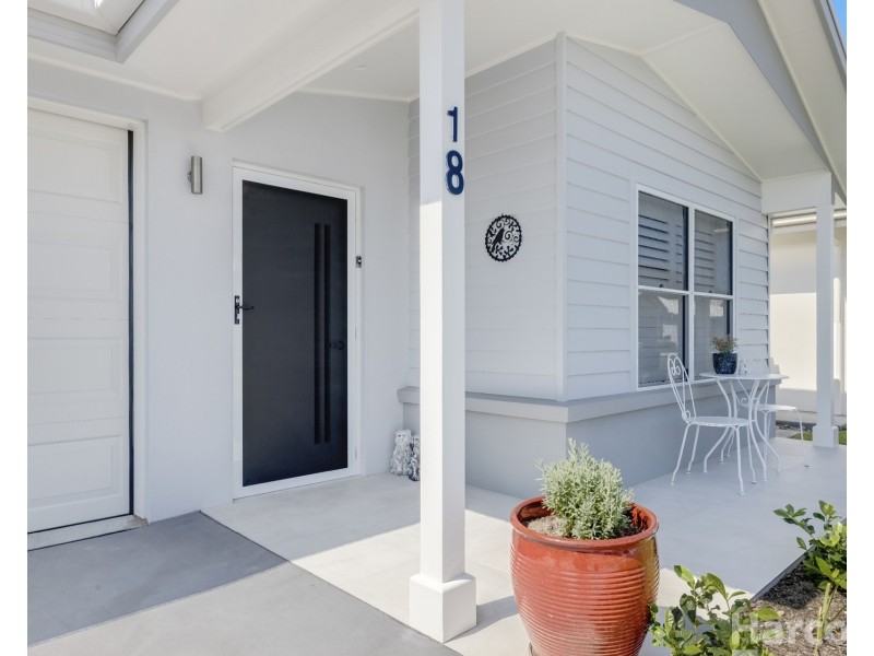 18 Huntingdale Way, South West Rocks NSW 2431