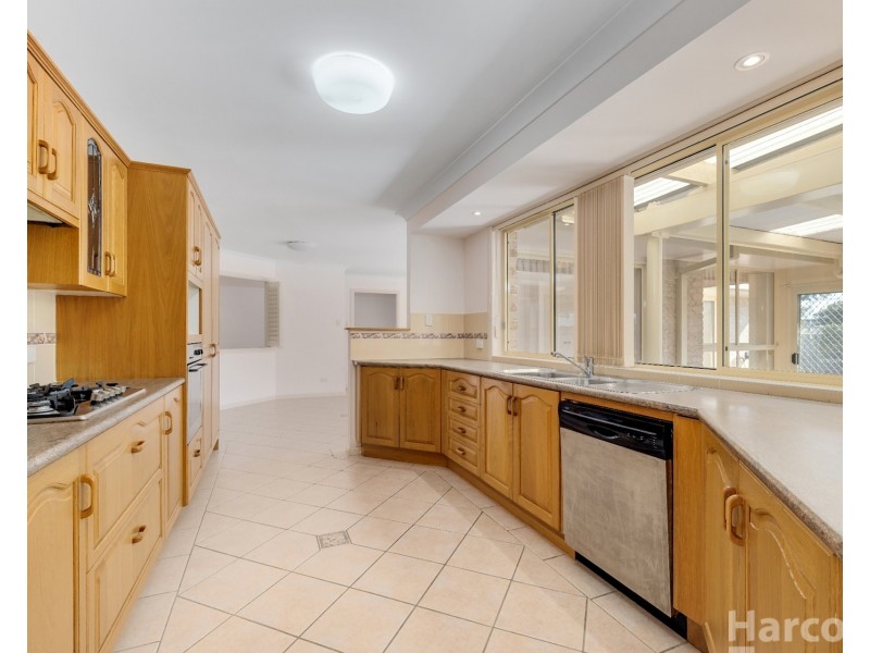 28 Athol Elliott Place, South West Rocks NSW 2431