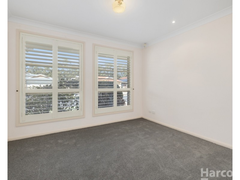 28 Athol Elliott Place, South West Rocks NSW 2431