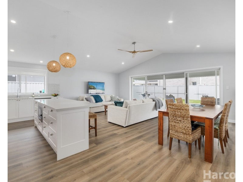 28 Swift Place, South West Rocks NSW 2431