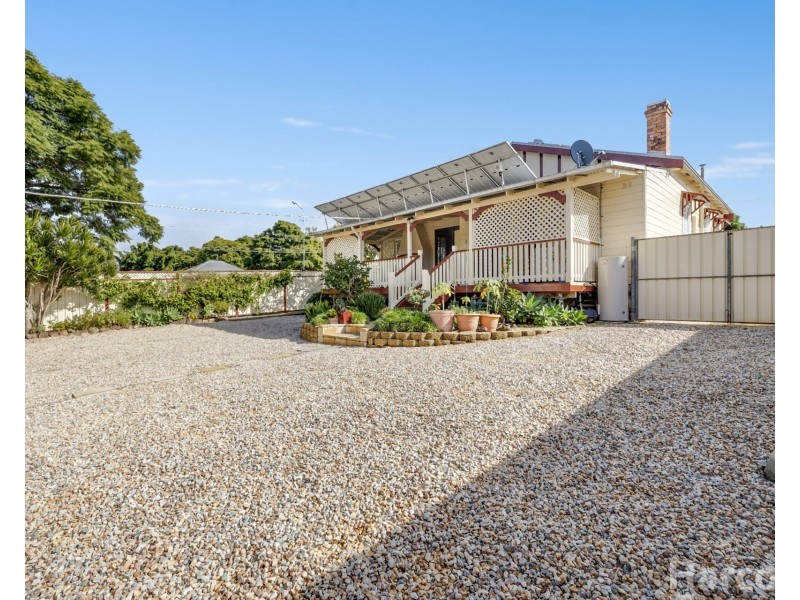 9 Wide Street, West Kempsey NSW 2440