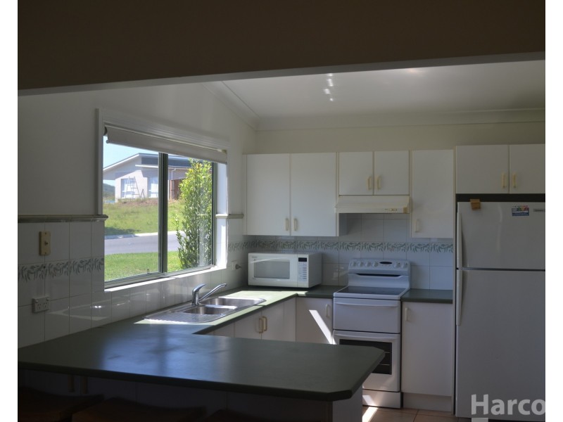 27 Olga Circuit, South West Rocks NSW 2431