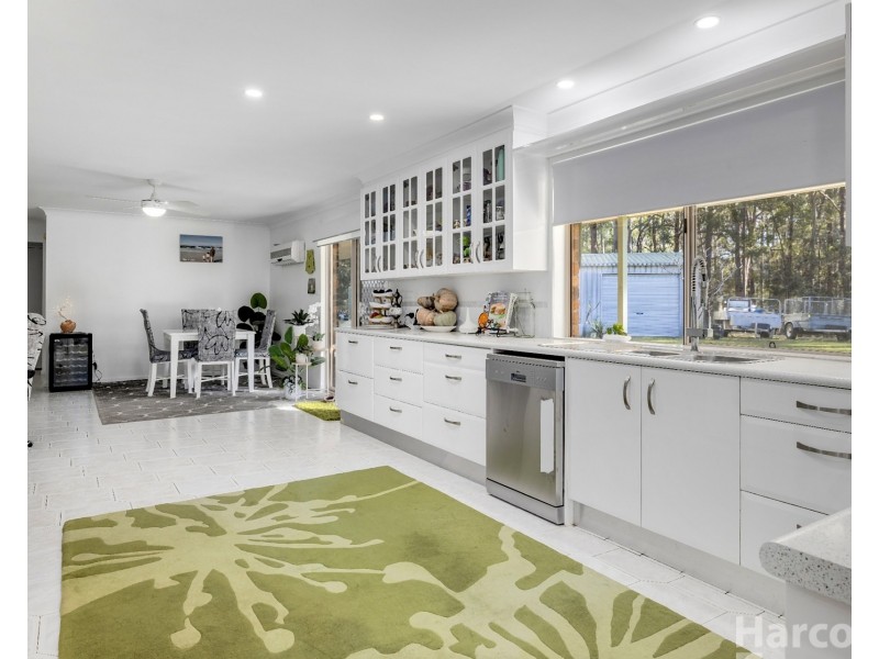 325 Crowther Drive, Kundabung NSW 2441
