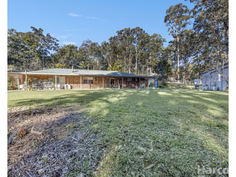 325 Crowther Drive, Kundabung NSW 2441
