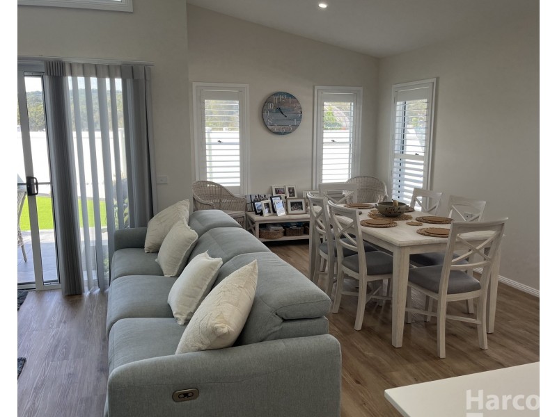 5 Augusta Crescent, South West Rocks NSW 2431