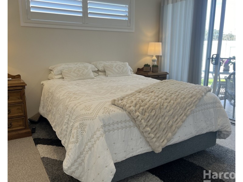 5 Augusta Crescent, South West Rocks NSW 2431