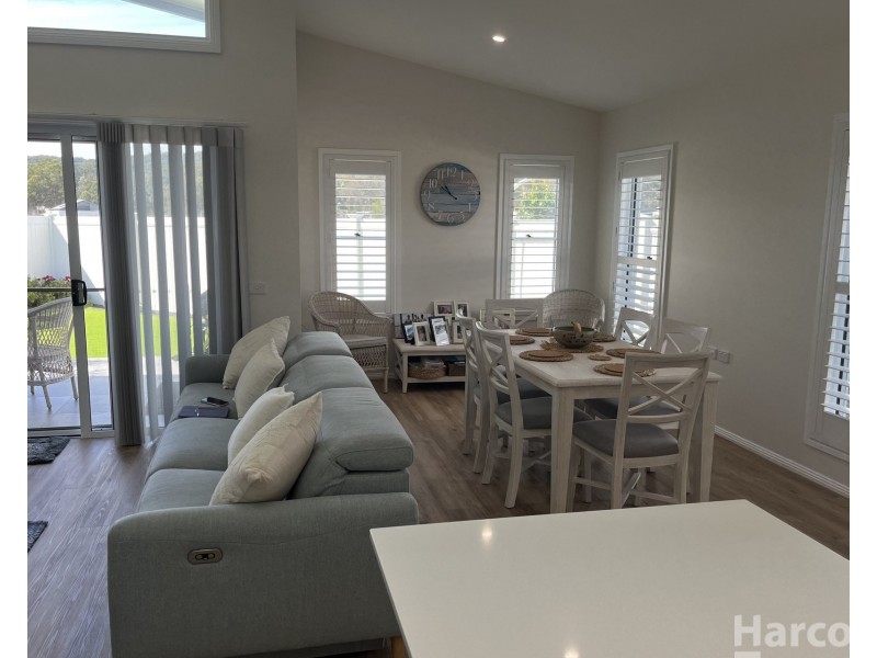 5 Augusta Crescent, South West Rocks NSW 2431