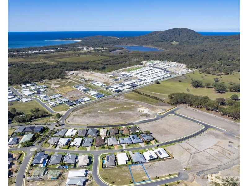 8 Koondooloo Crescent, South West Rocks NSW 2431