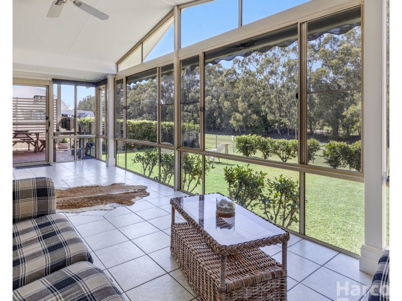 43 Athol Elliott Place, South West Rocks NSW 2431