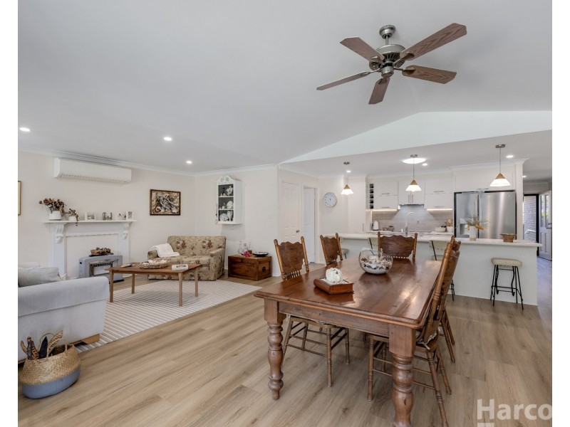 43 Athol Elliott Place, South West Rocks NSW 2431