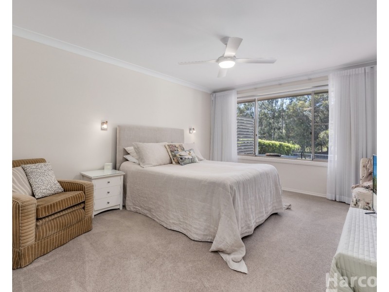 43 Athol Elliott Place, South West Rocks NSW 2431