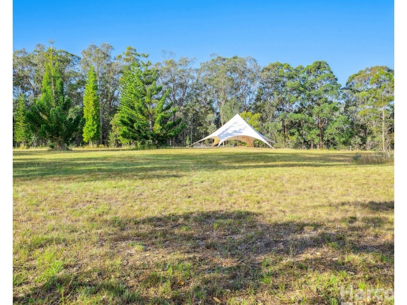 1098 Crescent Head Road, Crescent Head NSW 2440