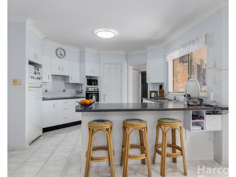 6 Athol Elliott Place, South West Rocks NSW 2431
