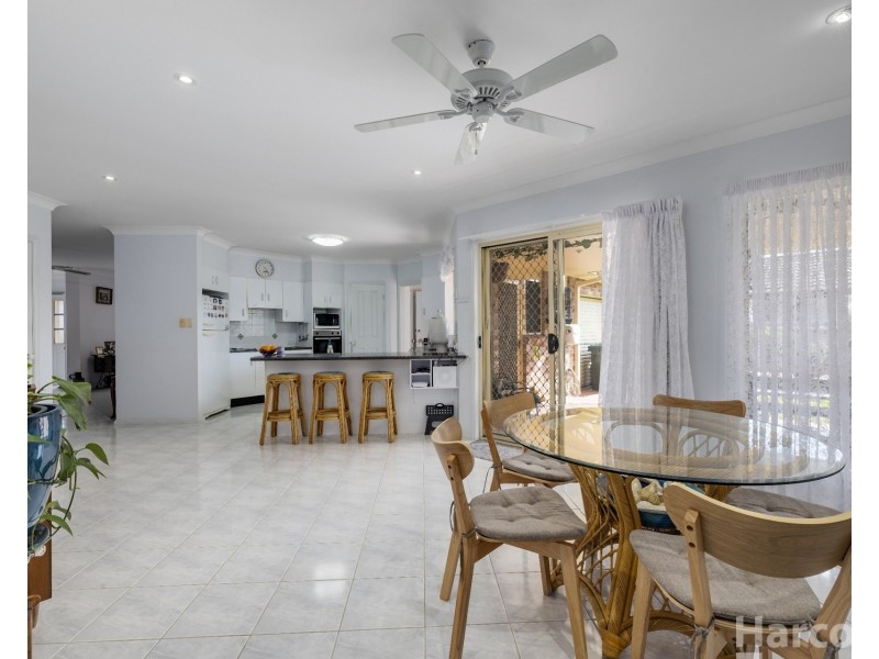6 Athol Elliott Place, South West Rocks NSW 2431
