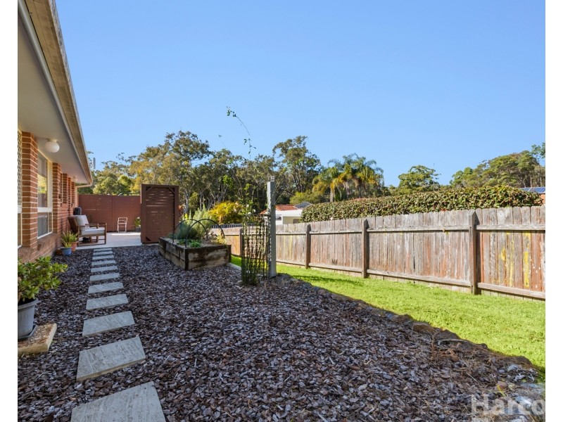 2 Victor Perry Place, South West Rocks NSW 2431