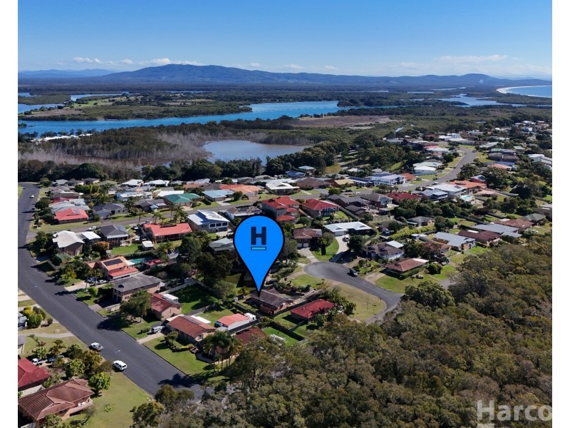 2 Victor Perry Place, South West Rocks NSW 2431