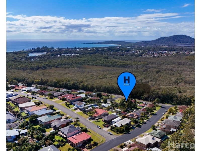 2 Victor Perry Place, South West Rocks NSW 2431