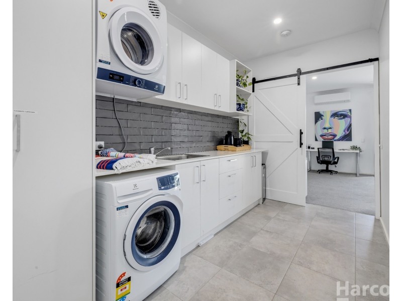 11 John Shaw Close, South West Rocks NSW 2431