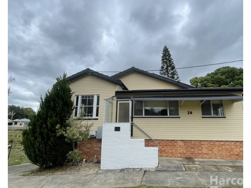 24 Marsh Street Street, West Kempsey NSW 2440