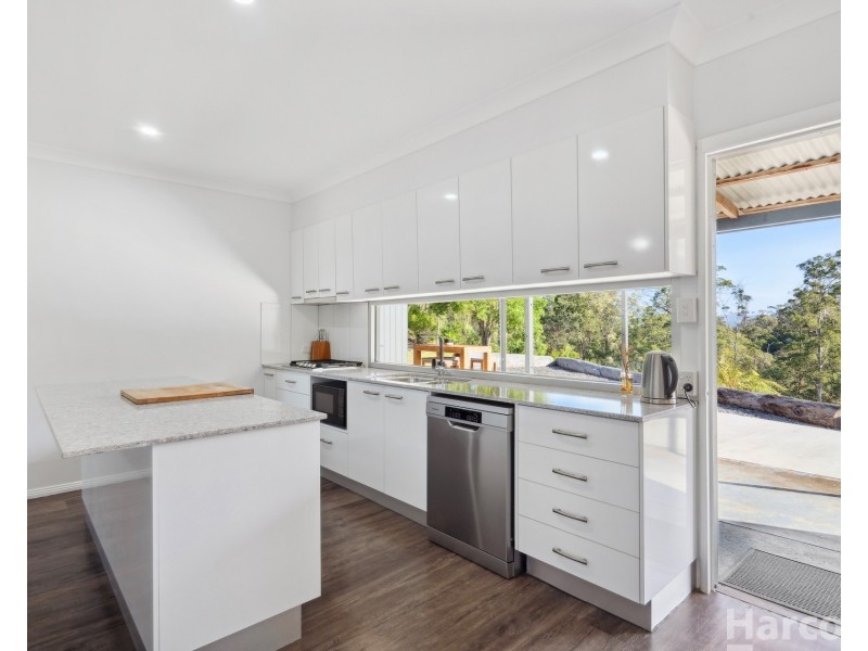 6 O’learys Road, Kundabung NSW 2441
