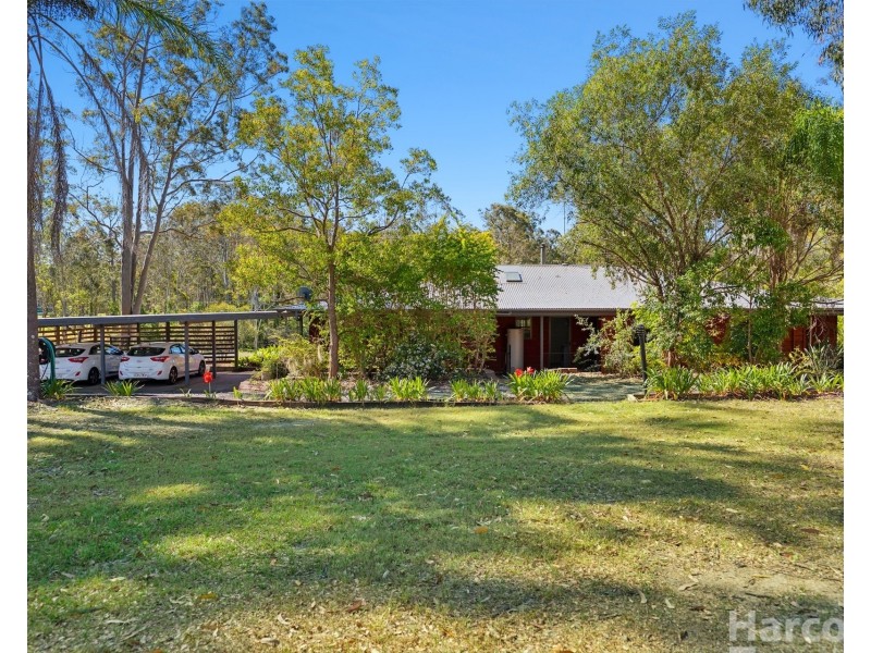 8 Mahogany Crescent, Yarravel NSW 2440