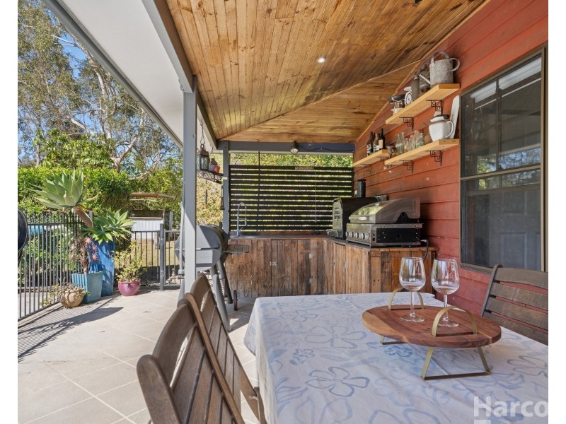 8 Mahogany Crescent, Yarravel NSW 2440