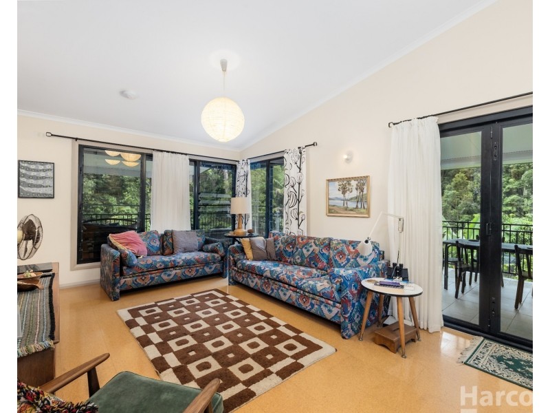 13 Palm Grove, Arakoon NSW 2431
