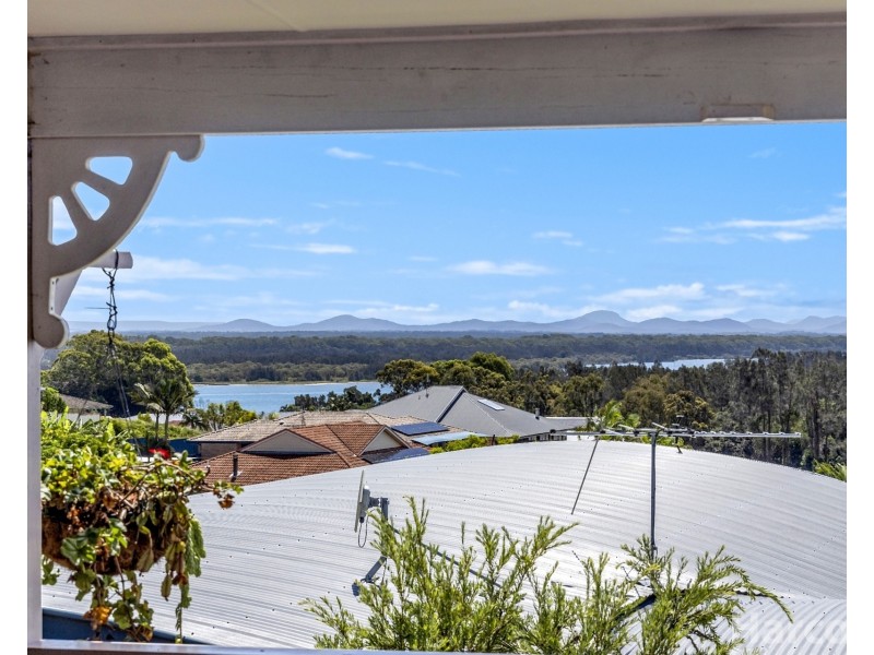 15 Marlin Drive, South West Rocks NSW 2431