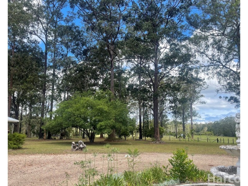 310 Upper Smiths Creek Road, Kundabung NSW 2441