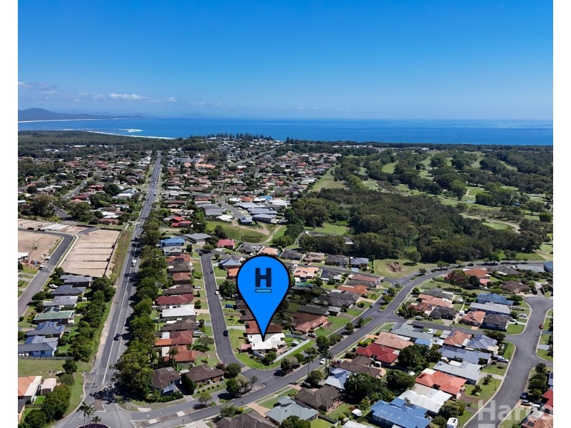 1 Peter Mark Circuit, South West Rocks NSW 2431