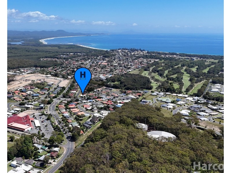1 Peter Mark Circuit, South West Rocks NSW 2431