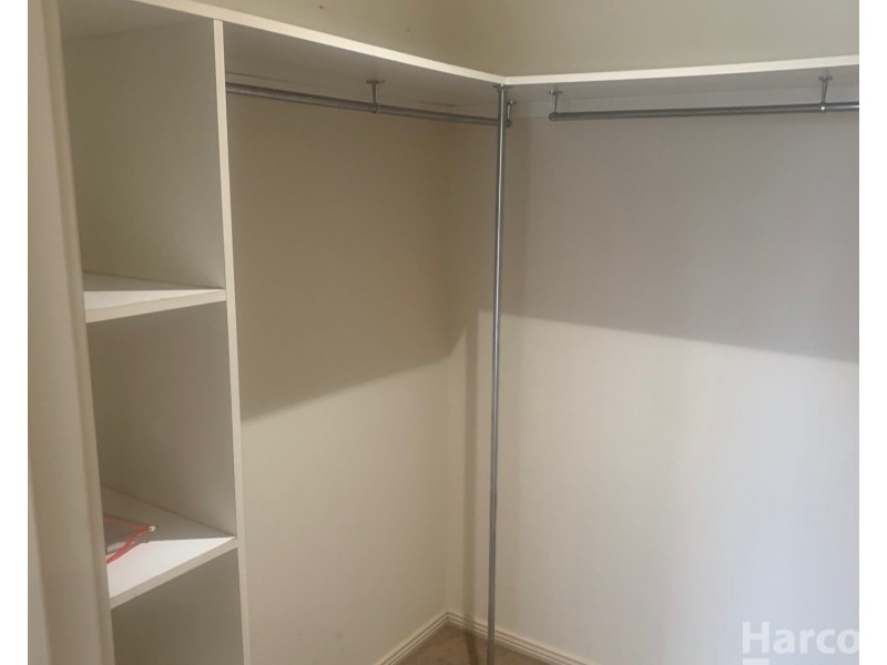 2 Yates Place, West Kempsey NSW 2440