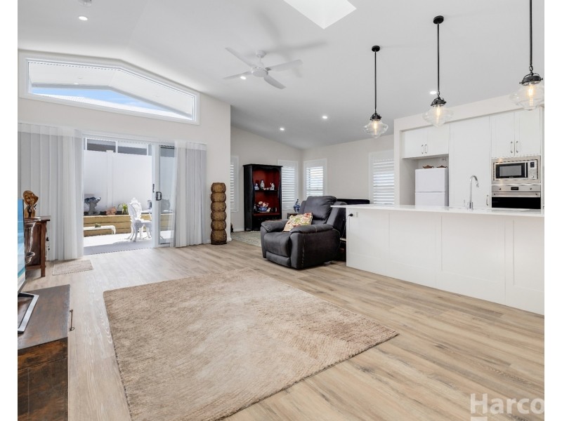 31 Augusta Crescent, South West Rocks NSW 2431