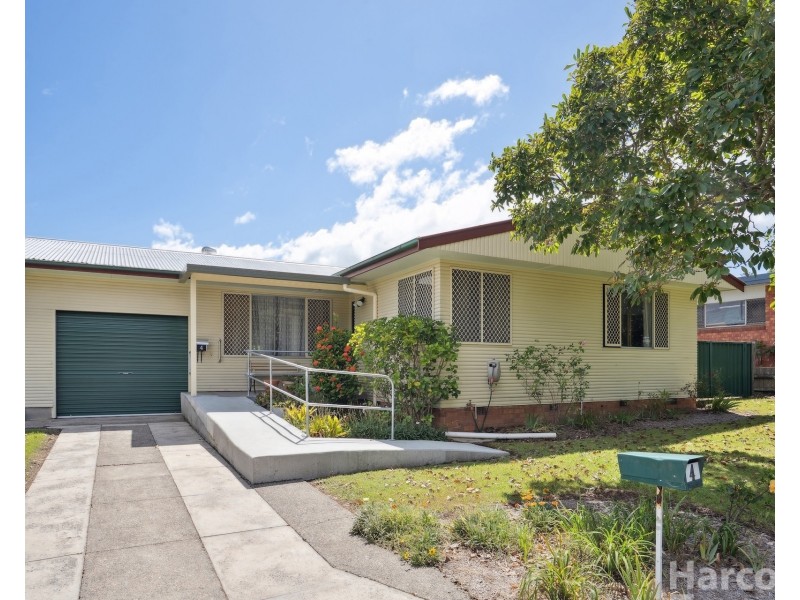 4 Lachlan Street, South Kempsey NSW 2440