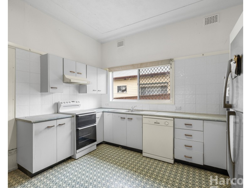 21 Nicholson Street, South Kempsey NSW 2440