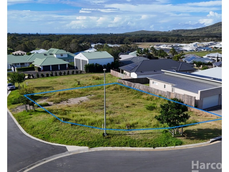 22 Olga Circuit, South West Rocks NSW 2431