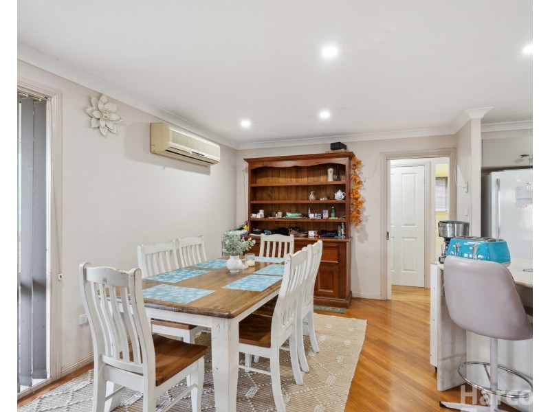 17 Springfields Drive, Greenhill NSW 2440